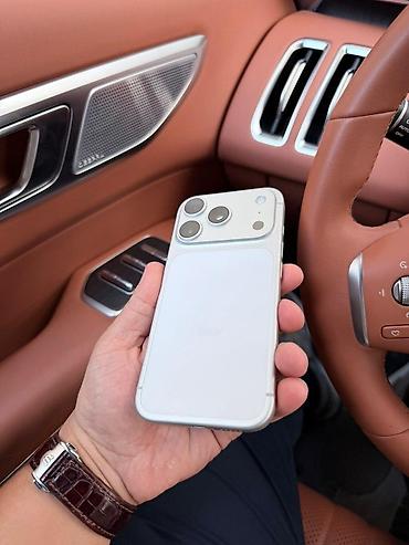 iphone 7 plus 64gb: IPhone 17 Pro, 256 GB, Gümüşü, Zəmanət — 3