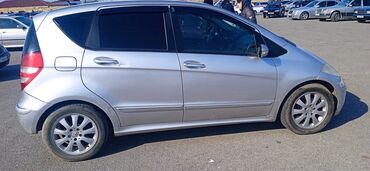 Mercedes-Benz A 200: 2 l | 2005 il Hetçbek