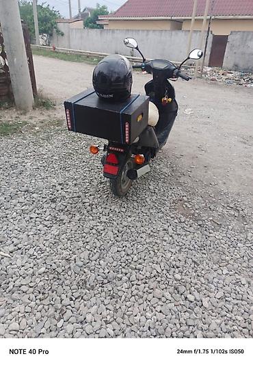 mon moto: Şəhər içi rahat hərəkət üçün praktik skuter. Xüsusiyyətlər: - Rəng — 2