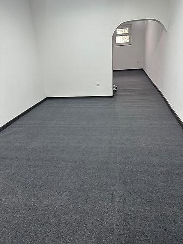 Сдаю Офис целиком: 50 м², В жилом комплексе, С ремонтом