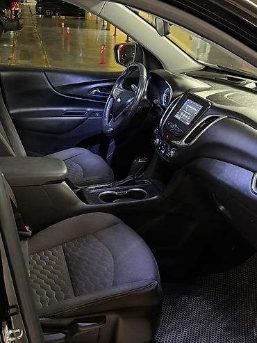 Chevrolet: Chevrolet Equinox: 1.5 l | 2018 il 217 km Van body type — 7
