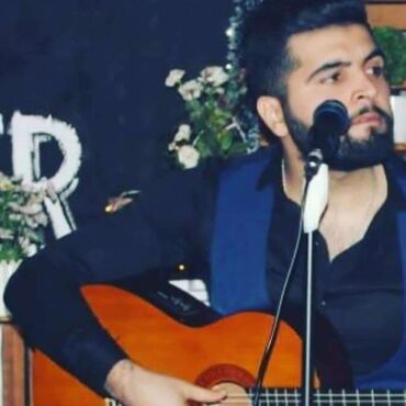 Tədbirlərin təşkili: Canlı musiqi gitara ailəvi restoran pubbanket,toy,nişan ad günü