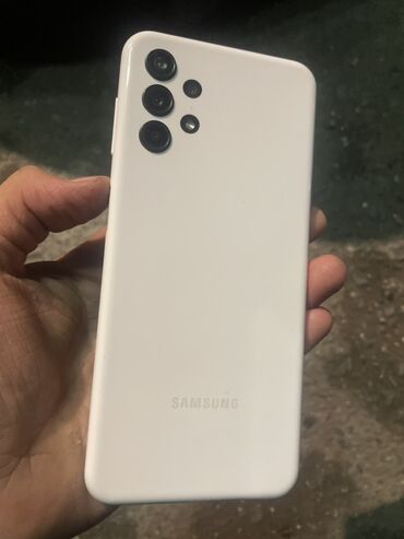 Samsung: Samsung Galaxy A13, Б/у, 64 ГБ, цвет - Белый, 2 SIM
