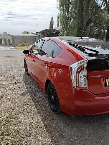 Toyota: Toyota Prius: 2013 г. — 4