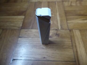 Upaljači i prateća oprema: Elektronski upaljač, Novo — 5