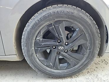 Транспорт: Шины 215 / 60 / R 16, Б/у, Dunlop — 1
