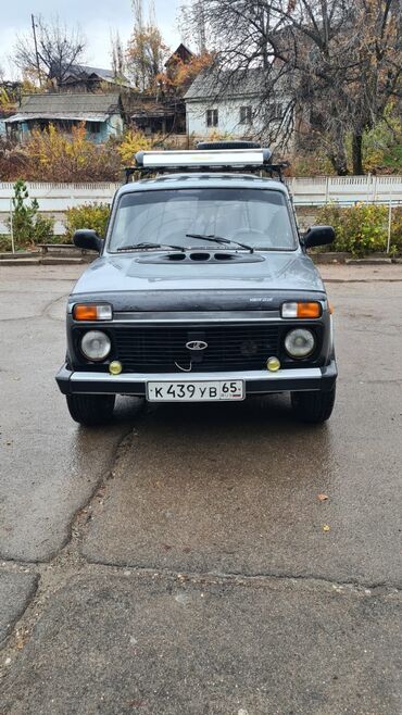 ВАЗ (ЛАДА): ВАЗ (ЛАДА) 4x4 Niva: 2011 г., 1.7 л, Механика, Бензин, Жол тандабас