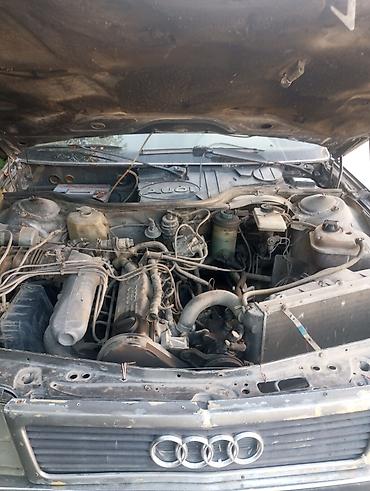 крыло для ауди: Audi 100: 1986 г., Механика, Бензин, Седан — 6