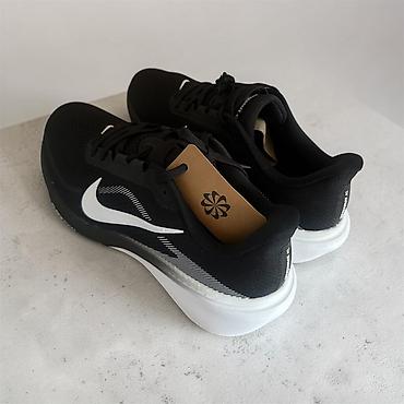 нике кыйуу молдо: Эркектердин кроссовкасы, 42, Nike, Жаңы, түсү - Кара, Өзү алып кетүү, Акысыз жеткирүү, Акылуу жеткирүү — 3