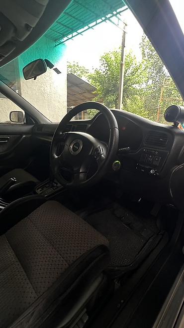 Транспорт: Subaru Legacy: 2001 г., 2 л, Автомат, Бензин, Седан — 5