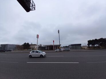 Digər kommersiya daşınmaz əmlakı: 8 Noyabr prospektində,LUKOİL yanacaqdoldurma məntəqəsinin — 4