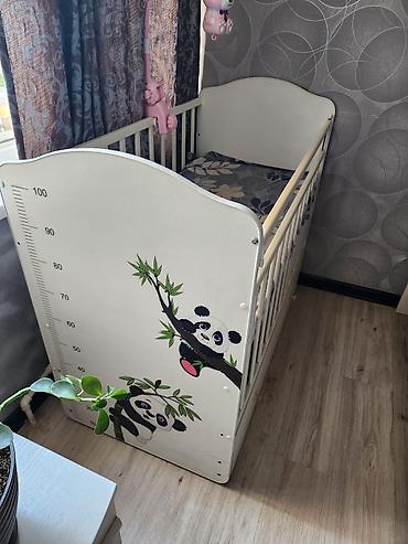 bunk bed: Детская кроватка с маятниковым механизмом и выдвижным ящиком - — 2