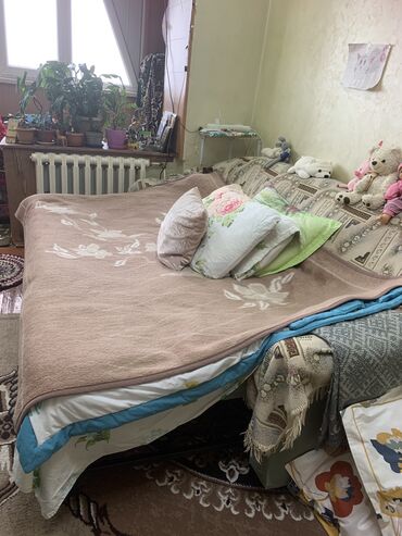 Прямые диваны: Диван/Кровать 2 м вместе с 2мя креслами в наборе/хорошего качества — 15