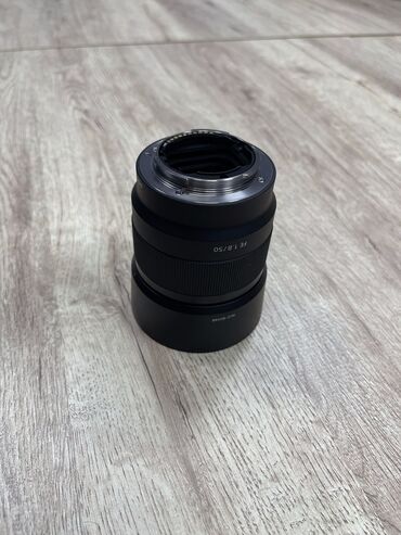 canon eos r: Sony FE 50mm f/1.8 Lens SEL50F18F Sony alfa seriyasının bütün
