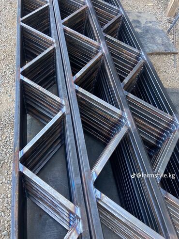 Металлические фермы: Фермы Арки Навесы 🤩 Быстро и качественно 💯 Одна скотная, двух — 8