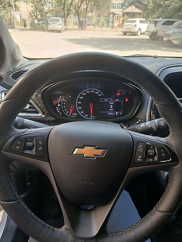 e34 2 5: Chevrolet Spark: 2019 г., 1 л, Автомат, Бензин, Хэтчбэк — 6