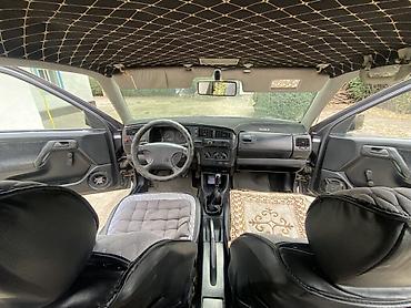 Volkswagen: Volkswagen Golf: 1992 г., 1.8 л, Механика, Бензин, Хэтчбэк — 9