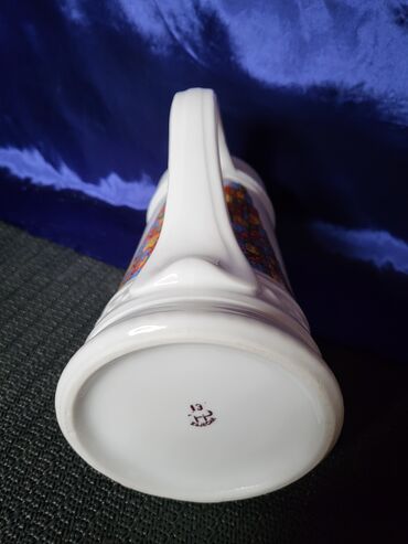 Čaše: Krigla nova Zajecar porcelan 70te. Nova krigla,sve na njoj odsjaj od — 11