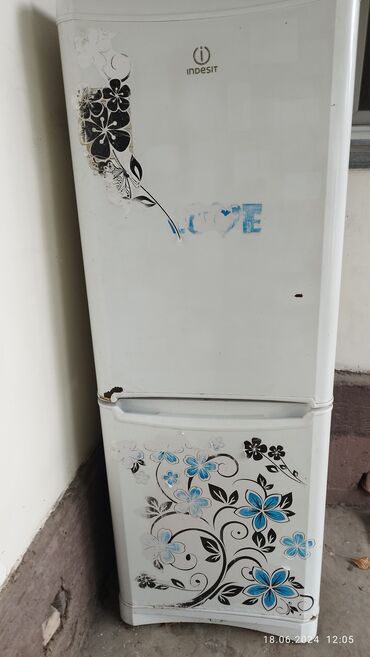 Скупка техники: Холодильник Индезит на запчастицена договорная