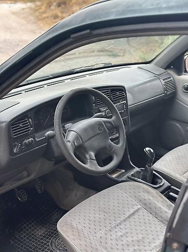 a8 d2: Volkswagen Passat Variant: 1994 г., 1.8 л, Механика, Бензин, Универсал — 8