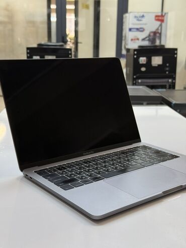 ноутбуки бишкек по низким ценам: Ноутбук, Apple, 16 ГБ ОЭТ, Intel Core i5, 13.3 ", эс тутум SSD