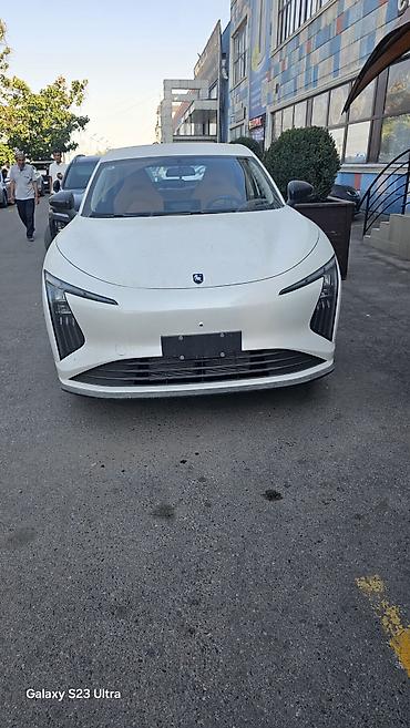 byd 5: Dongfeng Oting: 2026 г., 0.1 л, Автомат, Гибрид, Кроссовер — 2