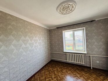 Продажа домов: Дом, 150 м², 11 комнат, Собственник, Старый ремонт at lalafo.kg — 26 Продажа домов: Дом, 150 м², 11 комнат, Собственник, Старый ремонт — 26