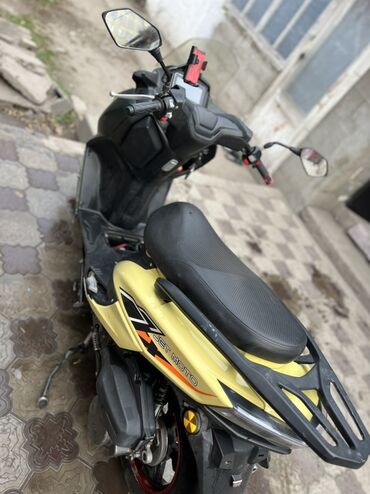 Скутеры: Макси-скутер Yamaha, 180 куб. см, Бензин, Б/у — 5