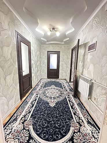 Продажа коттеджей и домов: 🏡 Срочно продается дом в ж/м Калыс-Ордо! ✨ Просторный и уютный дом — 3