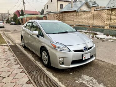 Toyota: Toyota Prius: 2011 г., 1.8 л, Автомат, Гибрид, Хэтчбэк