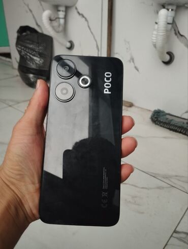телефон пока: Poco M6, Колдонулган, 256 ГБ, түсү - Кара, 2 SIM