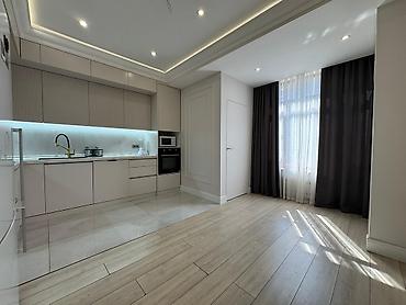 Продажа квартир: 4 комнаты, 150 м², Элитка, 4 этаж, Дизайнерский ремонт — 9