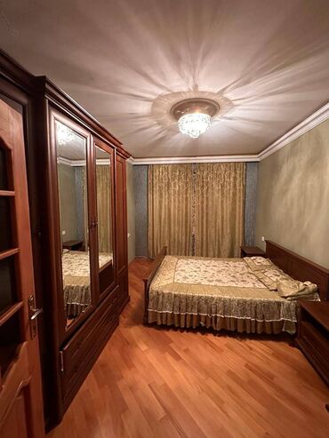 Köhnə tikili: Bakı, Yeni Günəşli Massiv A, 3 otaqlı, Köhnə tikili, 80 kv. m — 4