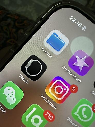 Мобильные телефоны и аксессуары: Продам iPhone 17 pro max 512 гб Полный комплект коробка, в синем — 2
