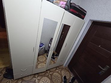 2el dolablar: Üç qapılı, güzgülü dolab - Rəng: açıq krem - Material: laminat/MDF — 1