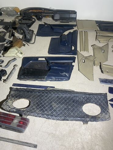 Другие автозапчасти: Мерседес 190 Нет 2.0бензин двигатель продан Есть коробка 4 ступ Есть — 8