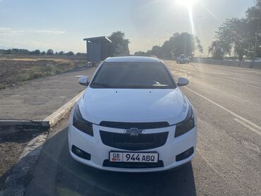 купить авто в рассрочку без участия банка: Chevrolet Cruze: 2011 г., 1.8 л, Механика, Бензин, Седан