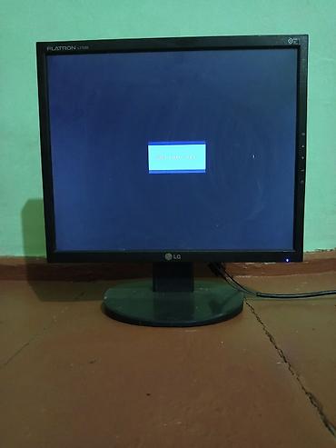 Monitorlar: LG Flatron L1753S – 17” LCD monitor - Model: L1753S (etiketdə — 6