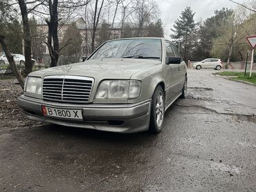 Mercedes-Benz W124: 1993 г., 2.2 л, Механика, Бензин, Седан