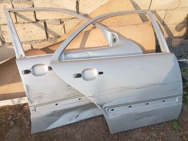 Şüşələr: Sağ arxa, Mercedes-Benz 4, 2001 il, Almaniya