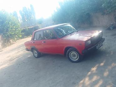 daewoo nexia 1996: VAZ 2107, qırmızı rəng, sedan kuzov. Xüsusiyyətlər: - Arxa ötürücülü — 2