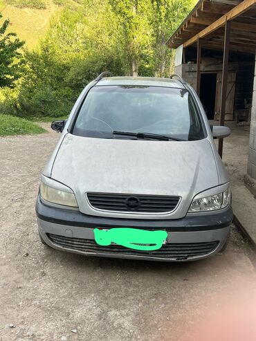 Opel: Opel Zafira: 2000 г., 1.6 л, Механика, Бензин