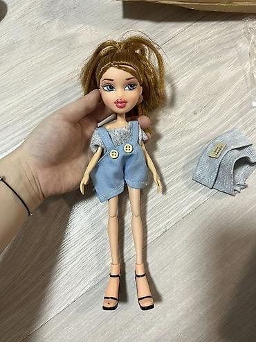 Кукла Bratz, новое без коробки и одежды.
Для кастомного использования
