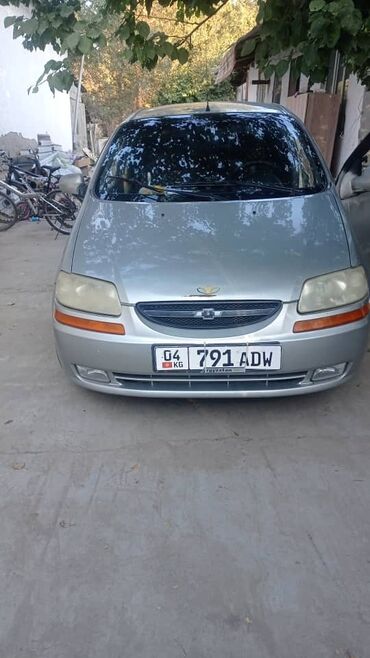 ош нексия 2: Chevrolet Aveo (T200) хэтчбек, серебристый цвет, на кыргызских номерах