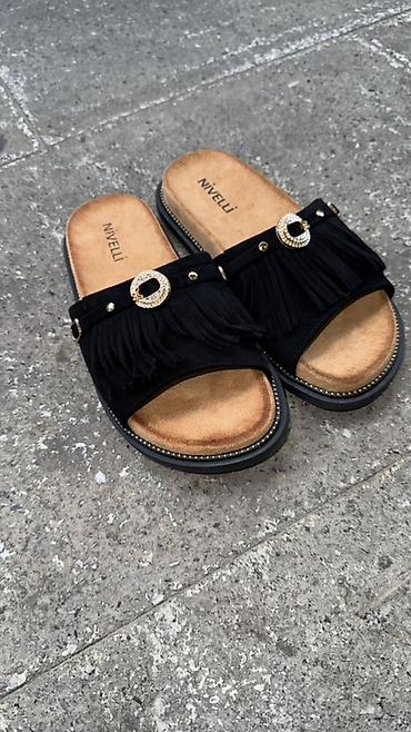 şlapa: Nivelli qadın şlapesi – zərif və rahat - Model: slip-on şlape - Rəng — 4