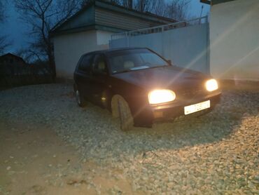 автомобили электро: Volkswagen Golf: 1993 г., 1.6 л, Механика, Бензин, Хэтчбэк