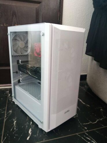 Desktop računari i radne stanice: Gejmer Ryzen 5-Perfektan White Povoljno--Odlican Moderan svetleci — 5