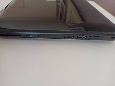 Compaq: Compaq Mini CQ10-400 Compaq Mini CQ10-400. Ekran 10 inca. Laptop se — 9