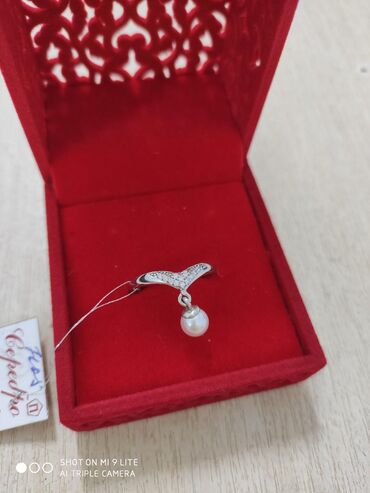 световое кольцо цена: Очень красивый и нежный кольцо из серебро 925 пробы. Жемчуг Размеры