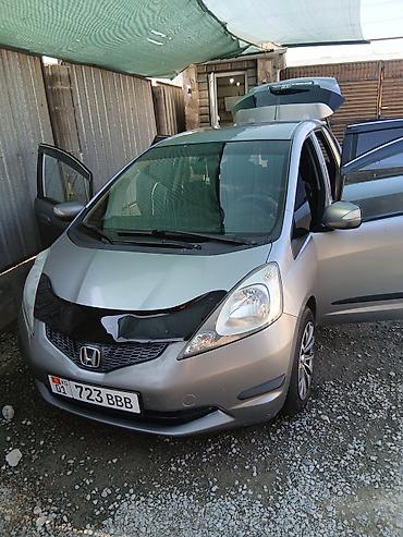 дамкрат на фит: Honda Fit: 2010 г., 1.4 л, Робот, Бензин, Хэтчбэк — 1